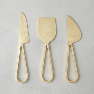 Durable Metal Cake <b>Knife</b> With <b>Sharp</b> Serrated Blade For Professional Baking And Home <b>Kitchen</b> Use - Product Image 2