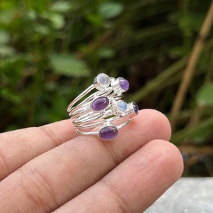 Bague en argent sterling 925 avec pierres précieuses naturelles de pierre de lune et d'améthyste, empilable, bijou raffiné, cadeau - Product Image 4