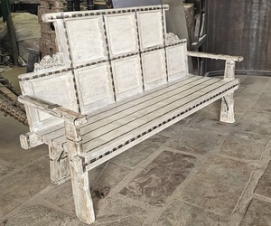 Juego de Sofás de Diseño Antiguo con Estructura de Madera Resistente, Acabado Liso y Cómodo para Espacios Tradicionales - Product Image 3