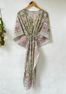 Robe longue maxi en coton imprimé à la main indienne, style kaftan, à motifs floraux, pour la plage, la nuit ou les futures mamans - Product Image 4