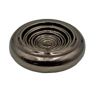 Bol en métal doré avec poignée figurative, fait main, poli, bol de service original pour la décoration de table - Product Image 1