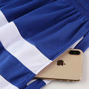 Conjunto de Uniforme de Baloncesto Personalizado con Logotipo, Patrón y Números para Hombres, Niños y Jóvenes, Transpirable, de Secado Rápido y Duradero - Product Image 4