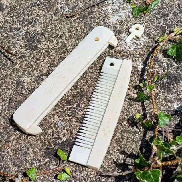 identique à l'image