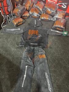 Ensemble sweat-shirt et pantalon de survêtement évasé de haute qualité avec logo personnalisé, effet délavé et broderie - Product Image 4