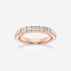 แหวนเพชรผู้หญิงแบบ Eternity Band ประดับเพชรแบบ Pave Setting แหวนหมั้นคลาสสิกทรง Emerald Cut - Product Image 3