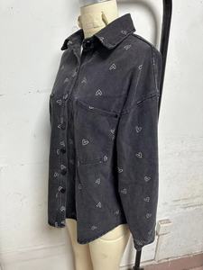 เสื้อเชิ้ตยีนส์วินเทจทรงหลวม แขนยาว สไตล์ลำลอง แฟชั่นสตรีทแวร์ สำหรับใส่ในชีวิตประจำวัน - Product Image 6