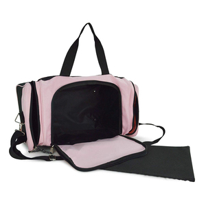 Sac de sport léger et confortable pour la gym, les voyages et les activités sportives, avec tissu résistant et un design de rangement spacieux - Product Image 5