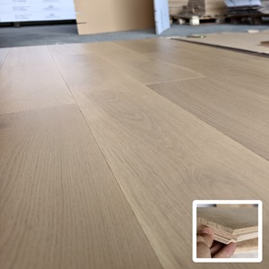 Parquet en chêne européen contrecollé 3 couches, chêne blanc, système T&G, normes CARB P2 et JAS - Product Image 1