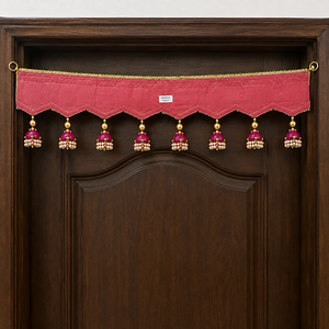 Décoration de porte en fleurs en plastique écologique, faite à la main, moderne, couleurs personnalisables, réutilisable pour une utilisation en extérieur - Product Image 4