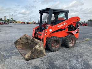 Cargadora Compacta de Dos Velocidades SSV65PH 2022 con Cabina Cerrada, Máquina de Construcción de Alto Rendimiento - Product Image 4
