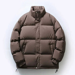 Chaqueta de burbujas gris sólida para hombre, cuello alto, cierre de cremallera, cortavientos, ropa casual de invierno, relleno 100% de fibra de poliéster, corte alto frontal - Product Image 2