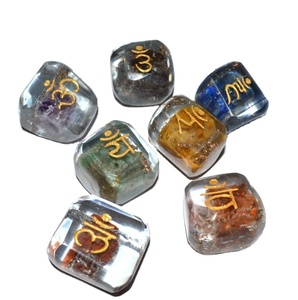 Bán Đá Quý Thủ Công Mỹ Nghệ Khắc Tiếng Phạn Cube Set Với Chakra Đá Cây Trong Cuộc Sống Hộp Quà Tặng - Product Image 4