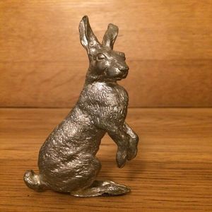 Contemporary aluminium bunny <b>statue</b> artistic wildlife sculpture metallic decorative feature for elegant living interiors - Product Image 6