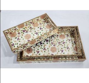 Bandeja de Madera con Acabado Impreso, Juego de Tres Bandejas de Madera para Servir con Diseño Esmaltado Transparente - Product Image 3