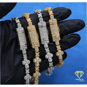 Bracelet élégant à motif floral avec accents en cristal pour les détaillants, les importateurs et les collections de bijouteries - Product Image 2