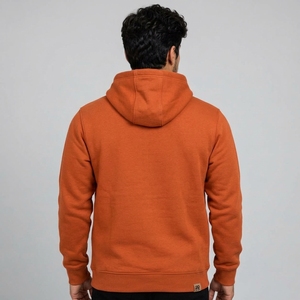 Sweat-shirt pour homme tendance, conçu avec des matériaux de qualité supérieure, intérieur doux, respirant, coupe décontractée et aspect élégant. - Product Image 2