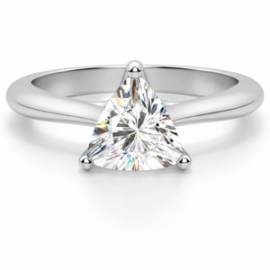 Bague de fiançailles en argent sterling 925 avec moissanite taille triangulaire, inspirée des diamants, pour femme - Product Image 1