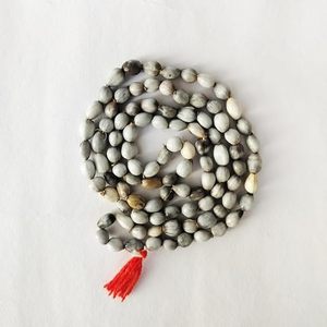 Tasbih Mala de Hueso Hecho a Mano, Moderno y Clásico, Cuentas de Oración para Meditación y Práctica Devocional, Unisex, Regalo Islámico, Tradebyd - Product Image 1