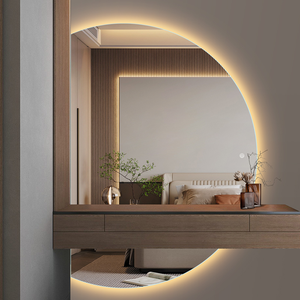 Miroir mural décoratif en verre de forme irrégulière moderne avec éclairage LED et interrupteur tactile pour chambre à coucher, salon et décoration de maison de luxe - Product Image 2