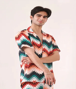 เสื้อเชิ้ตผู้ชายแขนสั้นผ้าฝ้ายผสมพิมพ์ลายซิกแซกทรงเข้ารูปลำลองติดกระดุมสำหรับฤดูร้อนปาร์ตี้สตรีทแวร์แฟชั่นสบายๆ - Product Image 1