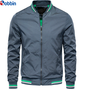 Chaqueta Varsity Personalizada Más Vendida, Chaqueta Bomber Verde Oliva para Hombre, Cierre Frontal con Cremallera, Color Sólido, Manga Regular, Cuello Alto - Product Image 4