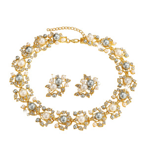Collana in lega di alta qualità con <span class=keywords><strong>perle</strong></span> <span class=keywords><strong>grigie</strong></span> e motivi in strass per feste - Product Image 5