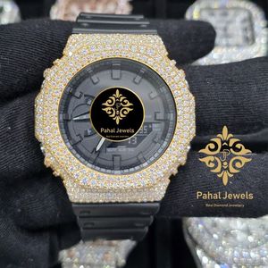 Reloj de cuarzo con incrustaciones de diamantes, esfera negra, tono dorado, resistente al brillo, reloj de pulsera para hombre - Product Image 4