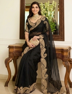 Sari de red Bollywood reversible de secado rápido y sin arrugas con bordado para mujer KV, con blusa sin coser (Negro) - Product Image 5
