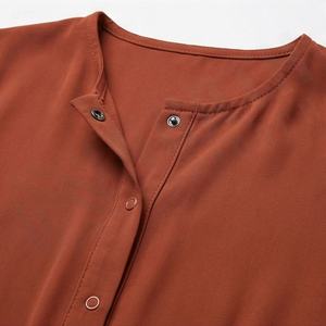 Abayas Modestes Personnalisées pour Femmes – Vente en Gros de Haute Qualité à Prix Raisonnables – Vêtements Islamiques Fabriqués en Usine – Tenues de Mode - Product Image 4