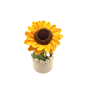 Venta al por mayor: Planta de girasol de ganchillo hecha a mano en maceta, decoración floral tejida, muñeco de girasol Amigurumi, flor de hilo, regalo, decoración adorable - Product Image 3