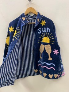 Chaqueta de Terciopelo Azul Premium Bordada para Mujer, Prenda Exterior de Lujo Hecha a Mano, Estilo Boho para Festivales, Abrigo de Invierno de Manga Larga - Product Image 4