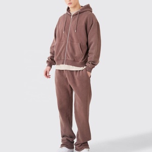 Ensemble de survêtement à capuche pour homme, couleur marron uni, coupe ample en coton, avec poches latérales, idéal pour l'automne - Product Image 3
