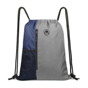 Mochila con Cordón Ajustable TITAN TREAD WEAR Modelo TTW-SB-00012 en Gris y Azul Marino con Bolsillo con Cremallera y Panel Lateral de Malla - Product Image 1