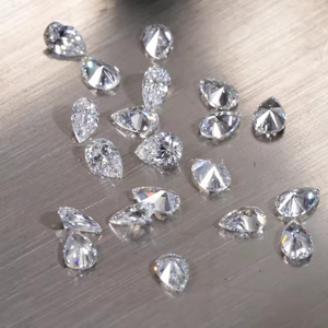 Diamante Cultivado en Laboratorio con Certificación IGI, Corte Pera de 17.20 Ct, Claridad VVS, Color D, Peso del Diamante de 3.00 a 6.25 mm para Joyería - Product Image 2