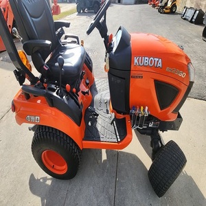 รถแทรกเตอร์ขนาดเล็กคุณภาพพรีเมียม Kubota BX2380 พร้อมเครื่องตัดหญ้าแบบติดตั้งกลาง ใช้งานง่าย เครื่องยนต์เชื่อถือได้ และมีราคาขายส่ง - Product Image 5