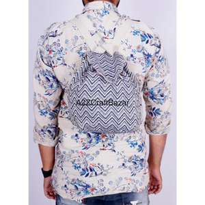 เสื้อแจ็คเก็ตบอมเบอร์กำมะหยี่ถักลายดอกไม้ปักมือสุดหรูสำหรับฤดูหนาว พิมพ์ลายสำหรับผู้หญิง ซับในผ้าฝ้าย 100% เป็นมิตรกับสิ่งแวดล้อม ระบายอากาศได้ดี - Product Image 5