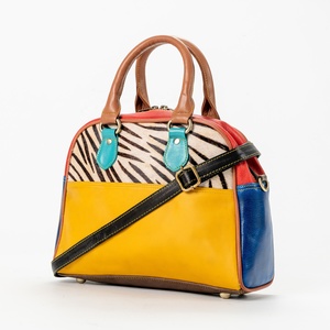 <b>Large</b> Capacity Casual Cowhide <b>Leather</b> Crossbody Shoulder <b>Backpack</b> Women Winter Season Vintage Style Patchwork Special Pattern - Product Image 1