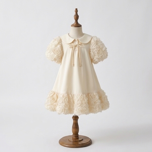 Robe de Boutique pour Filles Tutupetti Designer en Ivoire, Faite à la Main, avec Manches Bouffantes 3D en Rose, Col Peter Pan, Coupe A-Line, Robe de Princesse Élégante en Satin - Product Image 1