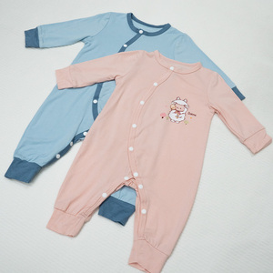 Vente en gros de combinaisons pour bébés unisexes à manches longues avec boutons latéraux, imprimé de dessins animés, respirantes, 4 saisons, modal et élasthanne ALB05 - Product Image 6
