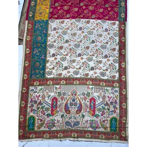 Sari de Seda Pura de Alta Gama con Diseño Impreso de Arte Tribal Tradicional para Coleccionistas, Disponible a un Precio Accesible - Product Image 3