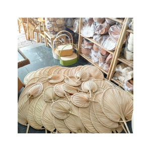 EN TENDENCIA: Abanico de Hoja de Palma Ecológico Hecho a Mano, Herramienta de Refrigeración para Eventos al Aire Libre y Decoración del Hogar, Ligero, Reutilizable, Venta al Por Mayor - Product Image 2