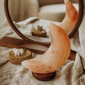 Bulk Export Grade Himalayan Pink Salt Crescent Moon Shaped Table Lamp Wholesale - Product Image 6