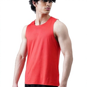 เสื้อกล้ามผู้ชายสีแดง คอวี สีพื้น ผ้าถักระบายอากาศ โพลีเอสเตอร์ 100% สวมใส่สบาย พร้อมลายปัก 3 มิติ - Product Image 3