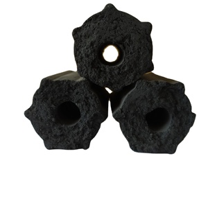 Briquettes de charbon de bois de sciure de bois dur de qualité export premium, haute teneur en carbone, faible teneur en cendres, résidus blancs, combustible pour barbecue sans fumée, durée de combustion de 5 à 6 heures - Product Image 1