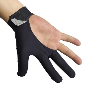 Guante Profesional de Billar y Snooker de Poliéster con Dedos Descubiertos y Diseño Transpirable para un Mejor Juego en la Mesa - Product Image 3