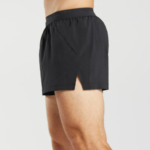 Shorts de sport décontractés pour hommes, noirs, écologiques, à séchage rapide, taille élastique, couleur unie, tissu tricoté - Product Image 3