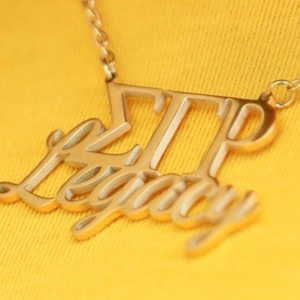 Collar Sigma Gamma Rho Legacy en Tono Dorado, Colgante SGRho para Mujer, Joyería con Letras Griegas, Cadena Elegante, Regalo con Estilo - Product Image 3