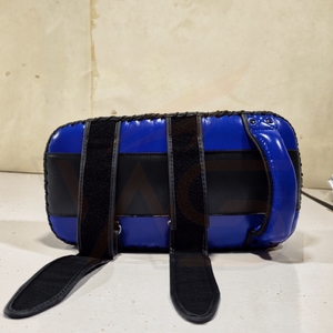 Almohadilla de Boxeo Profesional de Cuero Ecológico de Alta Calidad y Duradera, Bolsas de Boxeo Resistentes, Espuma Multicapa, Agarre Cómodo - Product Image 4