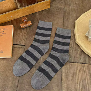 <b>Men's</b> Striped Crew Socks Thick Knitted Cotton Spandex Winter <b>Thermal</b> Socks Daily Wear Regular Style - Product Image 5