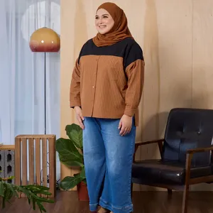 Blusa Lainey a Rayas Marrón y Rojo, Proveedor OEM de Malasia, Ropa Modesta, Camisa a Rayas de Manga Larga para Mujer, Prenda de Oficina sin Plancha - Product Image 3